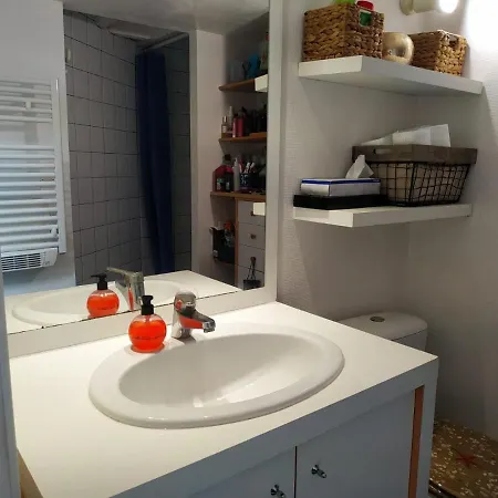 Quartier Vieux Апартаменты *